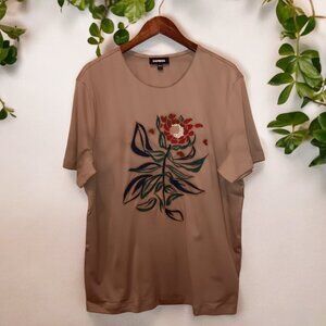 Express ★ Men's Graphic Tee - Embroidered Daffodil Design